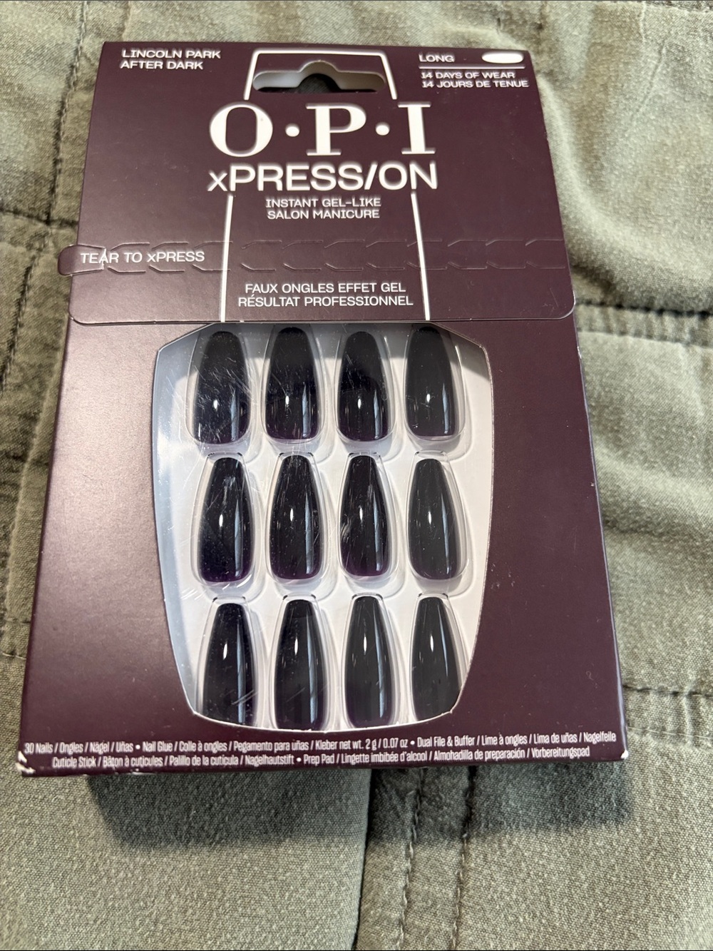 OPI xPRESS/ON Press-On Nails in Deep Black
